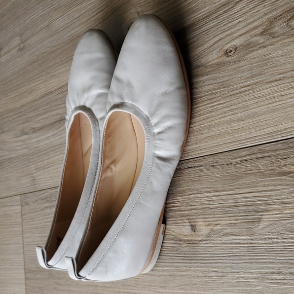 Clarks Shoes - Clarks Grace Mia Grey Leather Flats